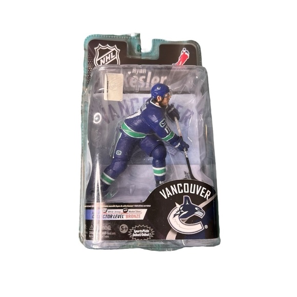 McFARLANE NHL Series 26 Ryan Kesler (Vancouver Canucks) White Jersey Collector - Picture 1 of 6